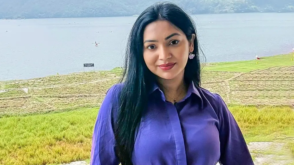 ব্যক্তিগত ছবি দিয়ে পোস্টার, ক্ষোভ জানালেন প্রভা