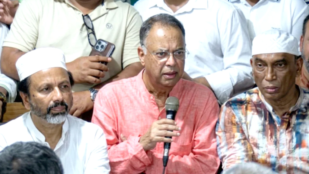 খালেদা জিয়ার নেতৃত্বে হাসিনার বিরুদ্ধে ১৭ বছর লড়াই করেছি: বিদ্যুৎমন্ত্রী