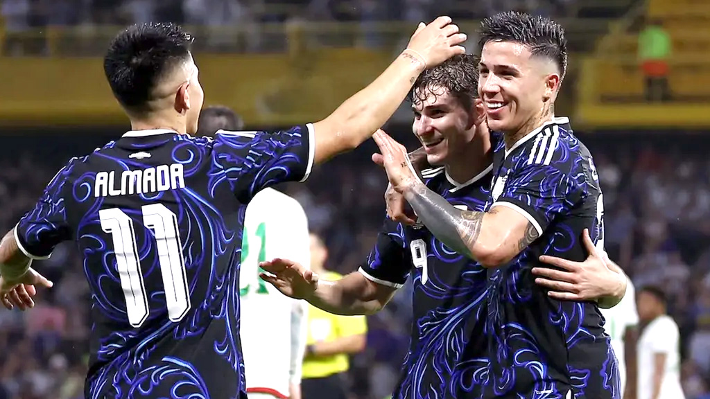 মেসি নামার আগেই দ্বিগুণ লিড, শেষ মুহূর্তে গোল হজম আর্জেন্টিনার