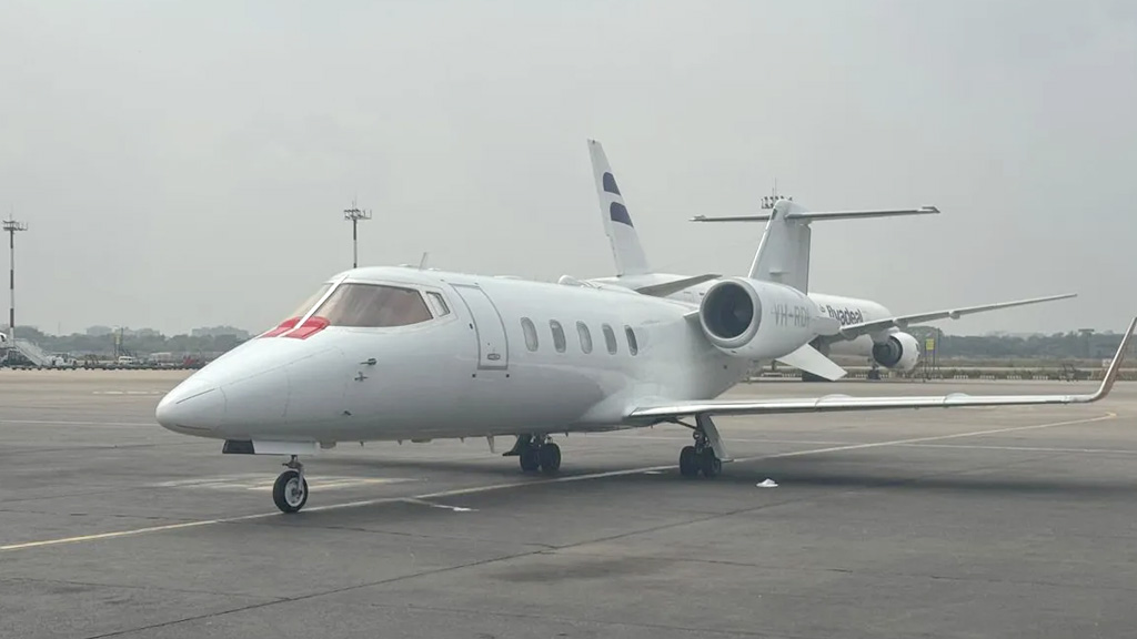 এয়ার অ্যাম্বুলেন্সে সিঙ্গাপুরের পথে মির্জা আব্বাস, পরিবারের পক্ষ থেকে দোয়া চাওয়া