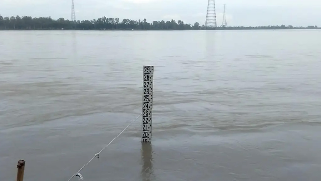 তিস্তার পানি নামতে শুরু, বিপৎসীমার নিচে প্রবাহ