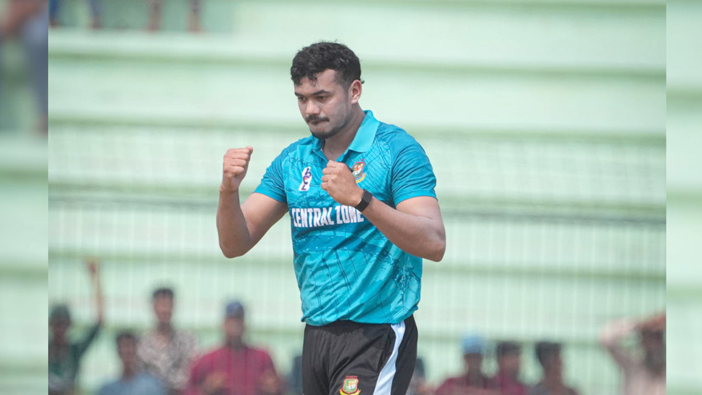 অসুস্থতা কাটিয়ে মাঠে ফিরেছেন তাসকিন আহমেদ