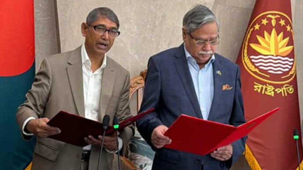 মন্ত্রী হলেন আহমেদ আযম খান