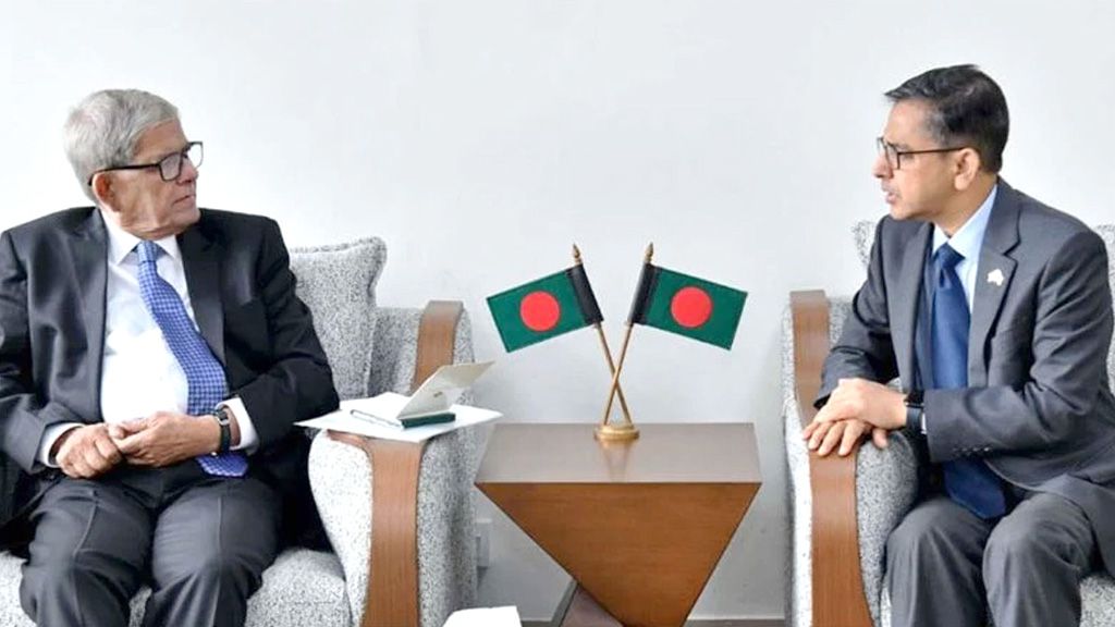 বাংলাদেশের নতুন সরকারের সঙ্গে ঘনিষ্ঠভাবে কাজ করতে আগ্রহী ভারত