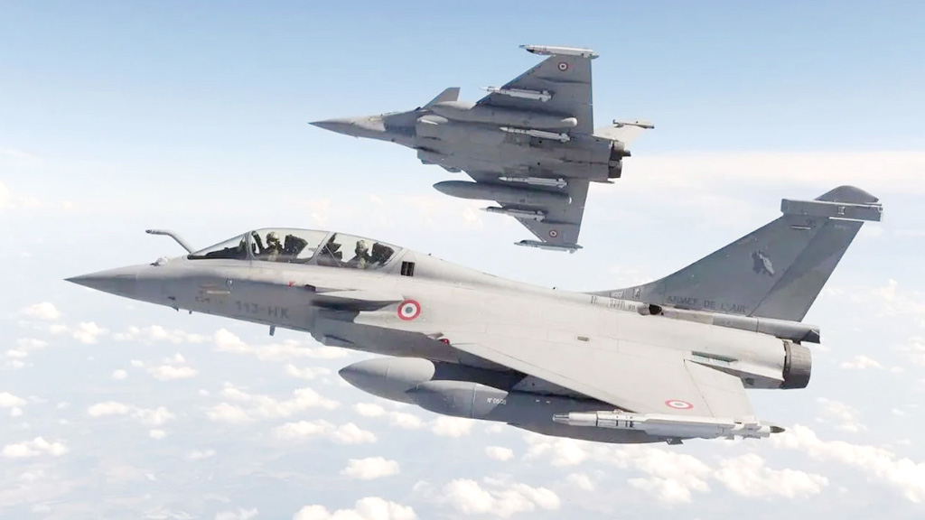 ফ্রান্সের কাছ থেকে ১১৪টি রাফাল যুদ্ধবিমান কিনছে ভারত