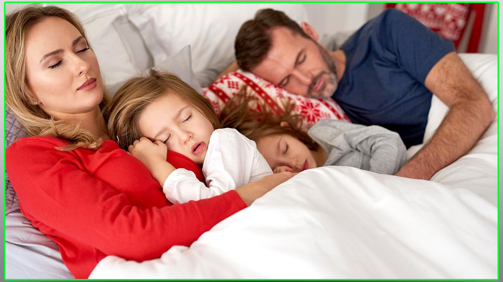 বয়স অনুযায়ী কত ঘন্টা ঘুম প্রয়োজন?