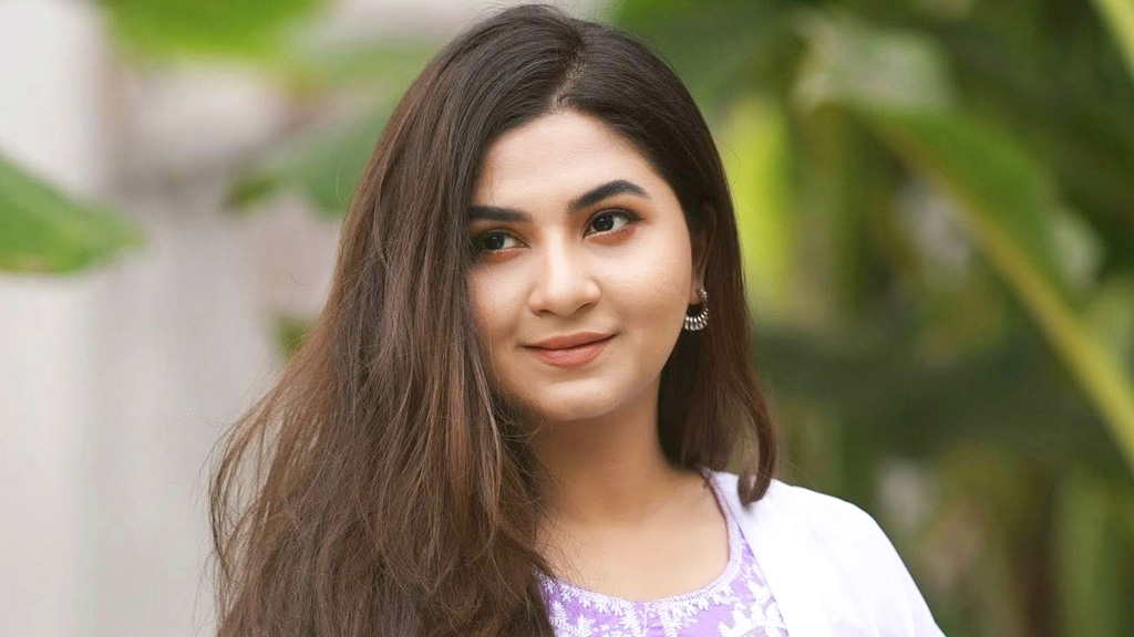 বিয়ের আগের রাতেও রাজি ছিলেন না স্পর্শিয়া