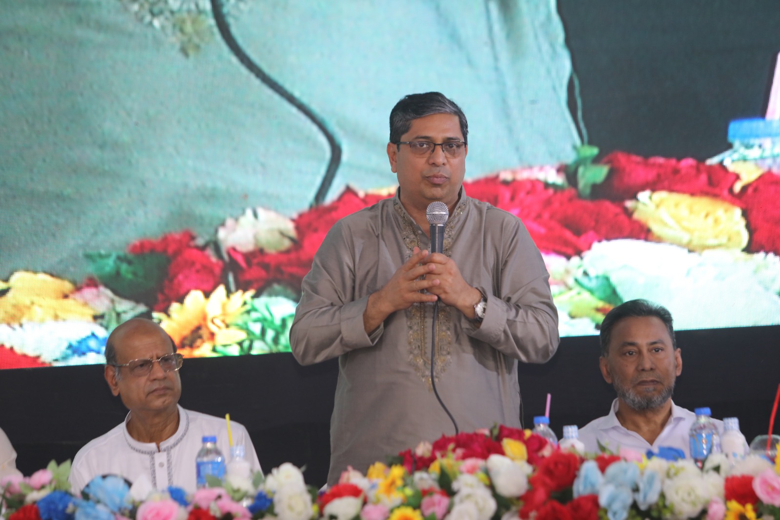 কারিগরি পদে যোগ্য প্রকৌশলীদের নিয়োগে গুরুত্বারোপ: প্রতিমন্ত্রী মীর শাহে আলম