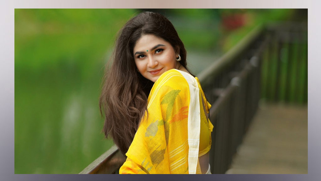 নোংরামি ছড়ানো মানসিক অসুস্থতা : স্পর্শিয়া