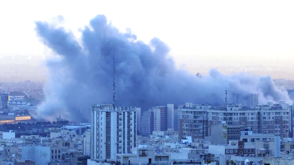 ইরানে প্রায় দুই সহস্র লক্ষ্যবস্তুতে আঘাত, উপ-সাগর জুড়ে ইরানের পাল্টা হামলা
