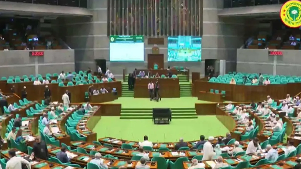 সরকার সংবিধান মেনে জুলাই জাতীয় সনদ বাস্তবায়ন করবে