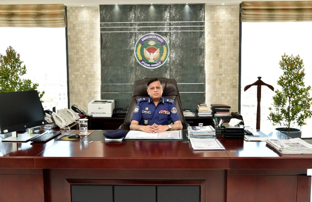 এসবি প্রধান গোলাম রসুল: অভিজ্ঞতা ও পেশাদারিত্বে গোয়েন্দা কার্যক্রমের নেতৃত্ব