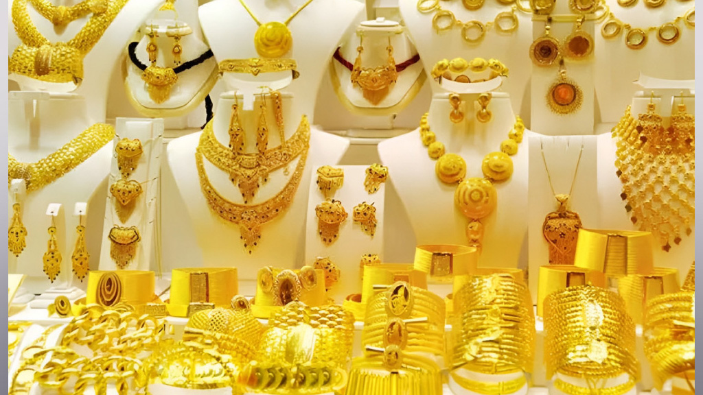 দেশের বাজারেও সোনার বড় দরপতন, দুদিনে ভরিতে কমল ৩০ হাজার টাকা