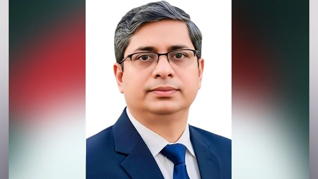 পরিচ্ছন্ন ও সবুজ ঢাকা গড়া সরকারের অগ্রাধিকার: মীর শাহে আলম