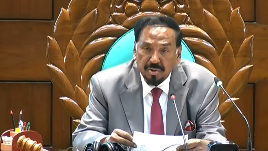 ‘৪০ বছর সংসদে থেকেও একটি কানাকড়ি পাইনি’: স্পিকার