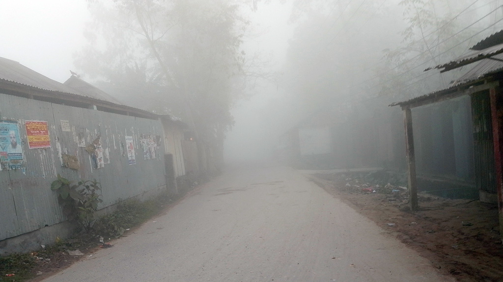 টানা শৈত্যপ্রবাহে চুয়াডাঙ্গায় জনজীবন বিপর্যস্ত