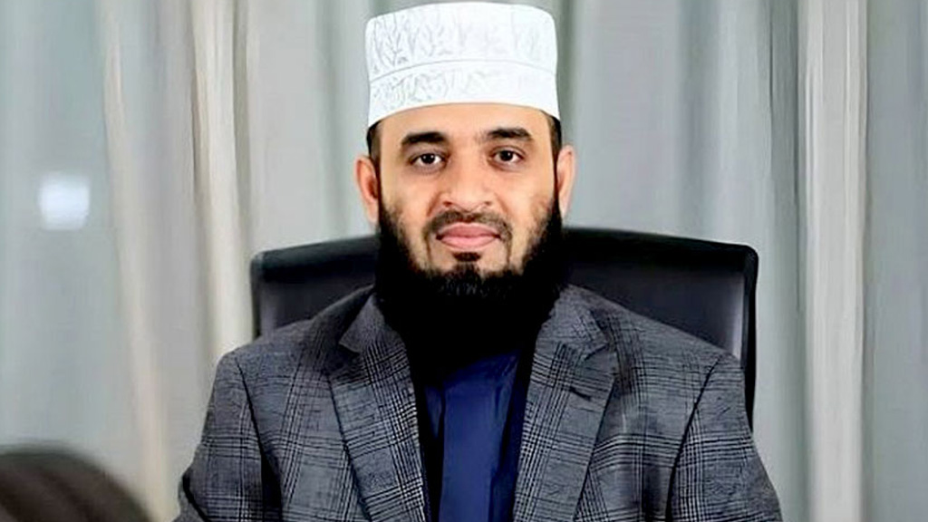 ‘হে আরশের মালিক, জুলুমের অবসান ঘটিয়ে শান্তি প্রতিষ্ঠা করুন’