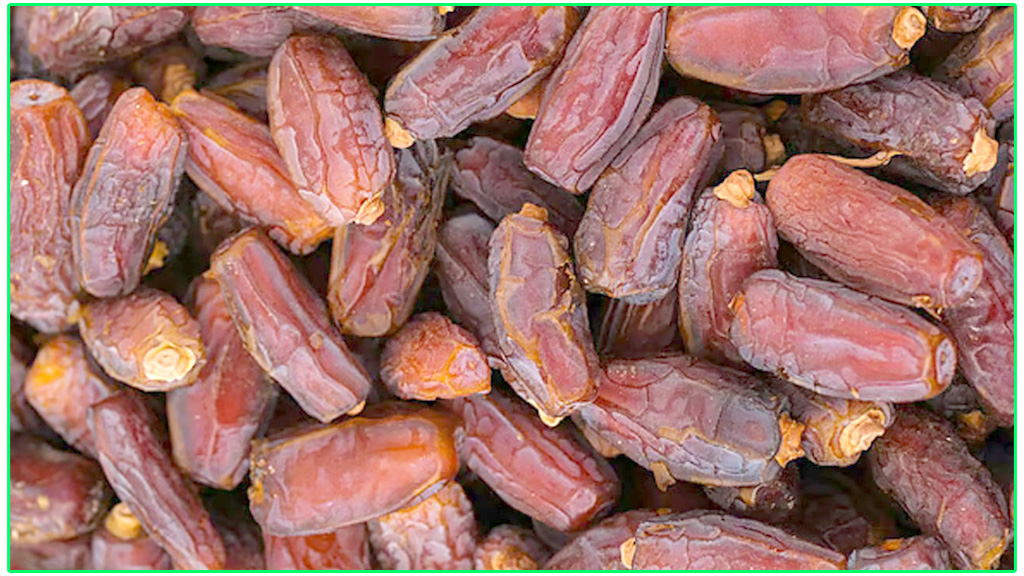 চট্টগ্রামের বিভিন্ন উপজেলায় ৫০০ কার্টন খেজুর বরাদ্দ