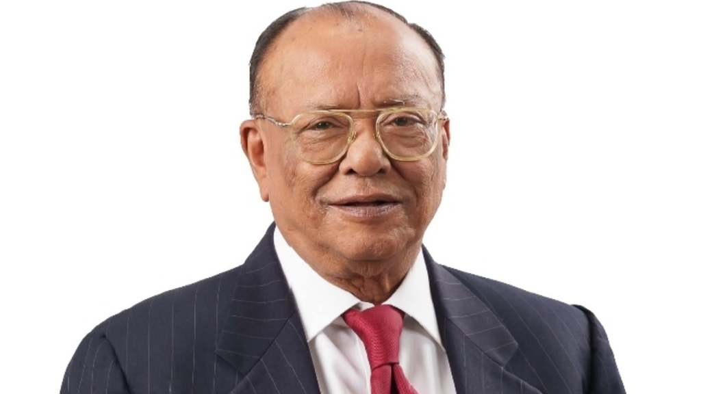 কৃষিজমি রক্ষা করেই এগ্রিভোল্টাইক সম্প্রসারণের আহ্বান পরিবেশমন্ত্রীর