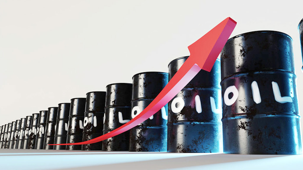 মধ্যপ্রাচ্যে যুদ্ধ: চার বছরের রেকর্ড ভাঙল তেলের দাম