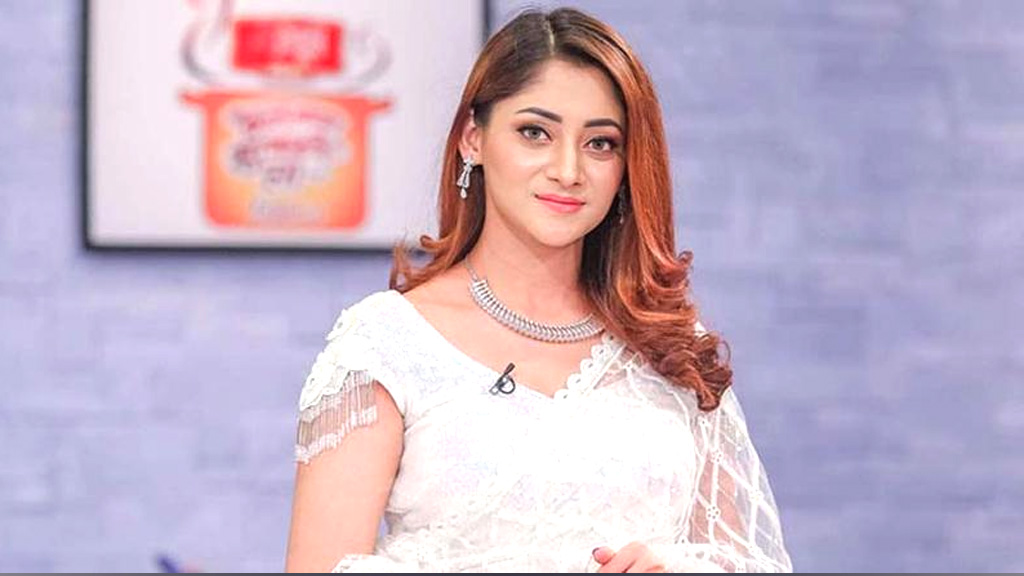 ‘আমার এখনো বিয়ে হয়নি’, বিভ্রান্তিকর তথ্য ছড়ালে আইনি পদক্ষেপ: পূজা চেরি