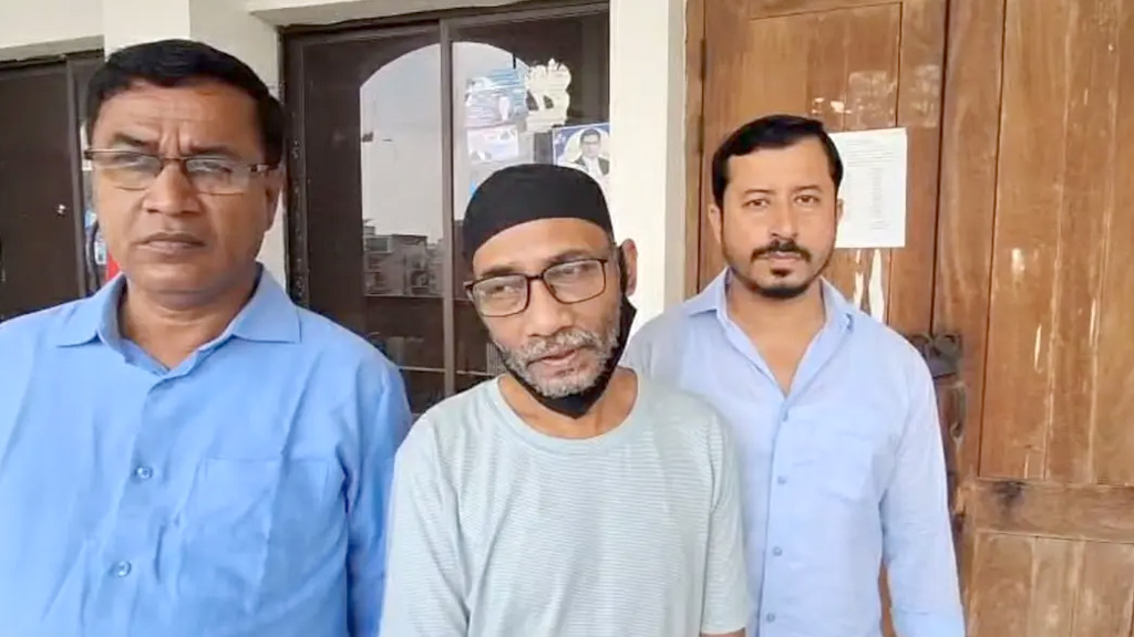 আদালতে এসে ন্যায়বিচার চাইলেন রামিসার বাবা